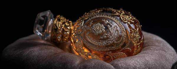 Historia perfum – od starożytności do współczesnych czasów